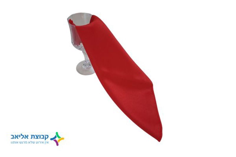 מפית בצבע אדום